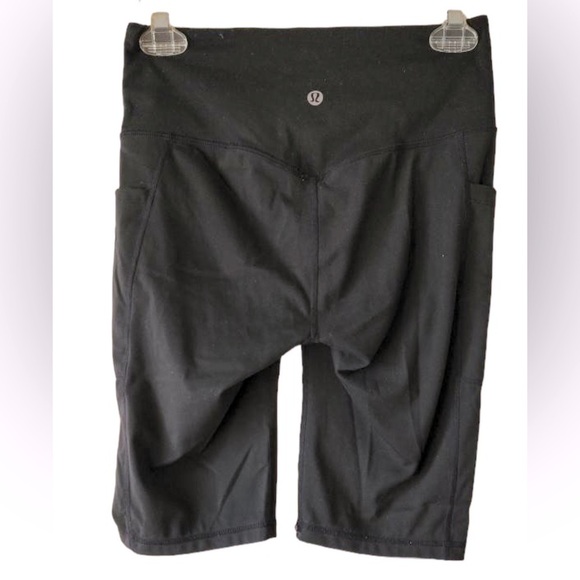 lululemon athletica Pants - lululemon women short leggings size 4